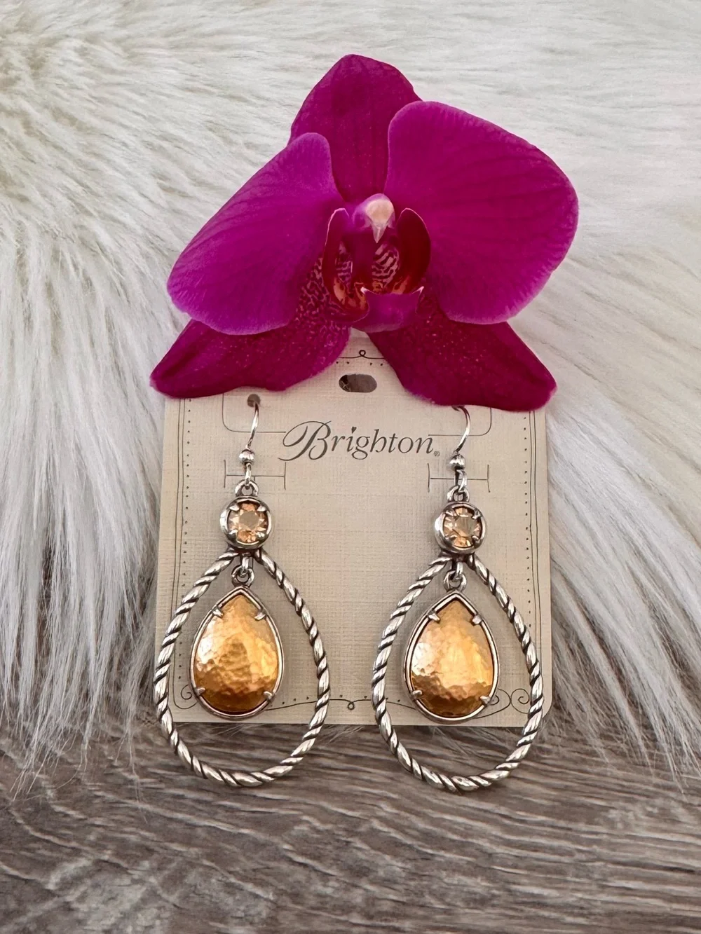 💖 BRIGHTON Retired Two Tone Teardrop Crystal French Wire Earrings